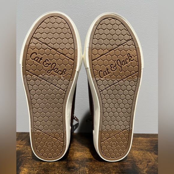 CAT & JACK Youth Florian Side Zip Sneakers Size 4 - Picture 3 of 7